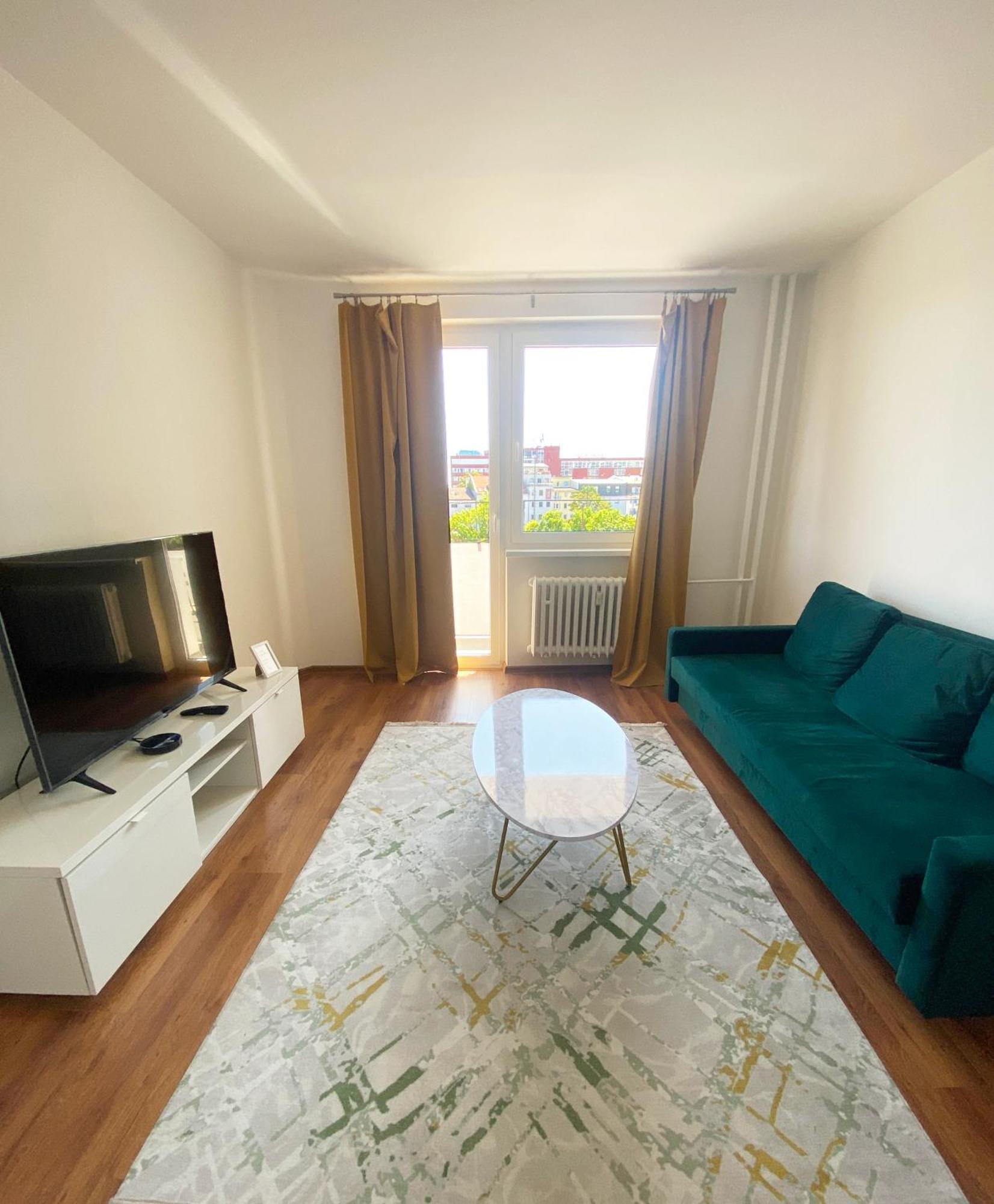 New Colorful Apartment With Big Balcony Bratysława Zewnętrze zdjęcie